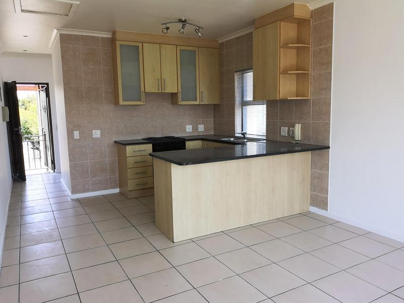 To Let 2 Bedroom Property for Rent in Table View Western Cape